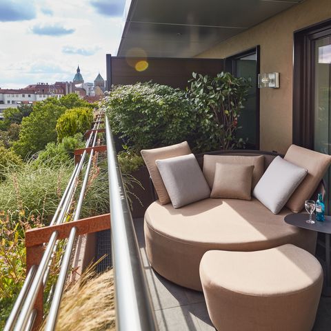 Entspannung pur und eine herrliche Aussicht über die Stadt im Holiday Inn Osnabrück